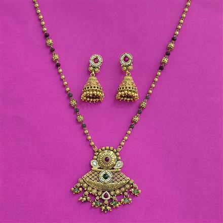 Antique Classic Pendant Set With Matte Gold Plating