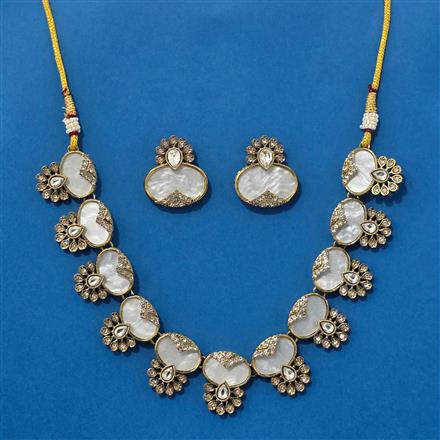 Antique Mother Of Pearl Necklace With Mehndi Plating