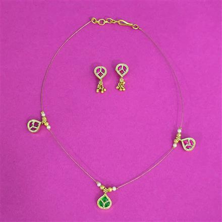 Antique Moti Pendant Set With Gold Plating