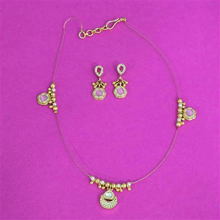Antique Moti Pendant Set With Gold Plating