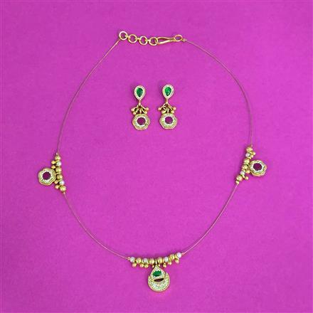 Antique Moti Pendant Set With Gold Plating