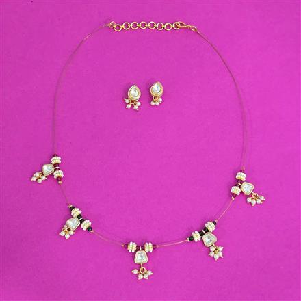 Antique Moti Pendant Set With Gold Plating