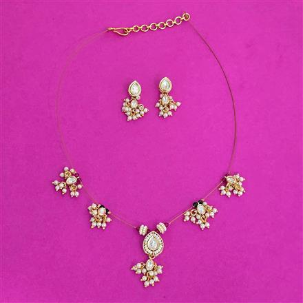 Antique Moti Pendant Set With Gold Plating