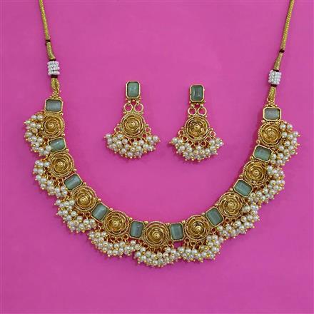 Antique Pearl Necklace With Gold Plating