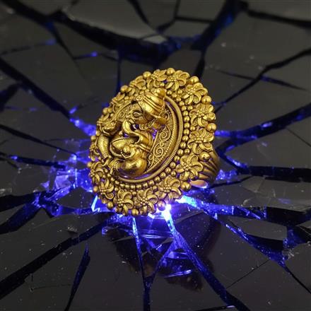 Antique Temple Ring With Matte Gold Plating