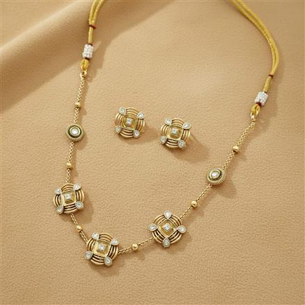 Antique Classic Necklace Set With Gold Plating