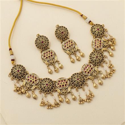 Antique Classic Necklace Set With Matte Gold Plating