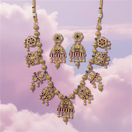 Antique Classic Necklace Set With Matte Gold Plating