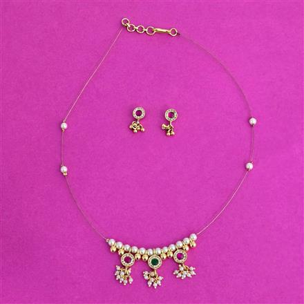 Antique Delicate Pendant Set With Gold Plating