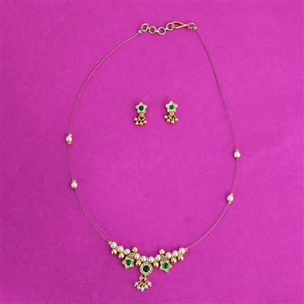 Antique Delicate Pendant Set With Gold Plating