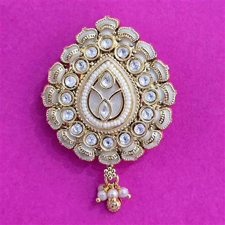 Antique Classic Brooch With Gold Plating