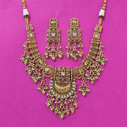 Antique Classic Necklace Set With Matte Gold Plating