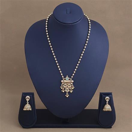 Antique Classic Pendant Set With Matte Gold Plating