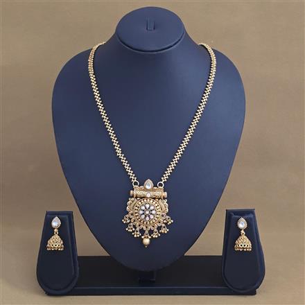 Antique Classic Pendant Set With Matte Gold Plating