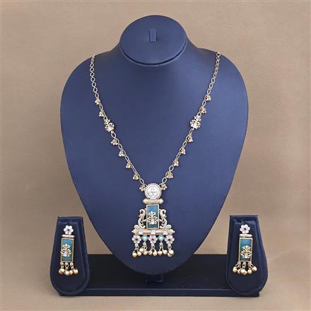 Antique Classic Pendant Set With Matte Gold Plating