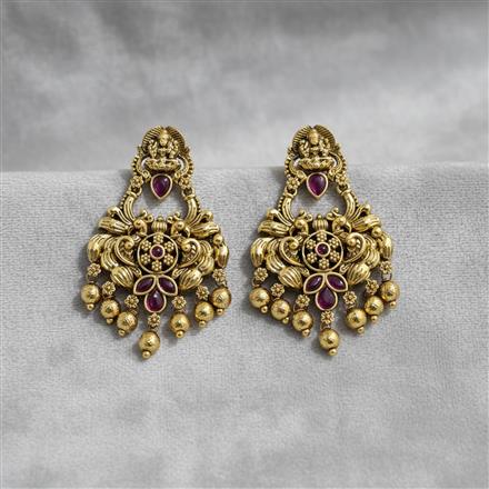 Antique Classic Earring With Gold Plating