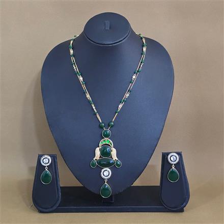 Antique Classic Pendant Set With Matte Gold Plating