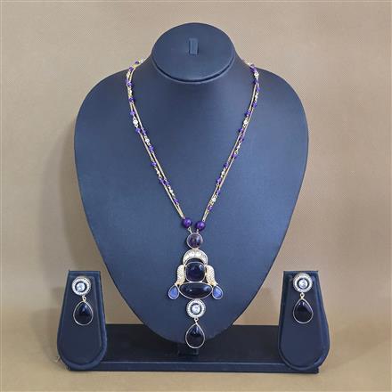 Antique Classic Pendant Set With Matte Gold Plating