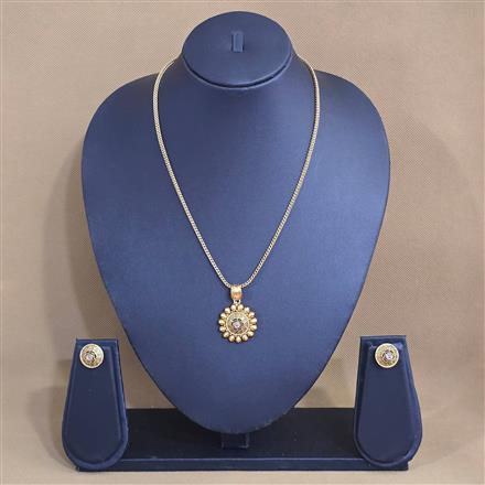 Antique Classic Pendant Set With Matte Gold Plating