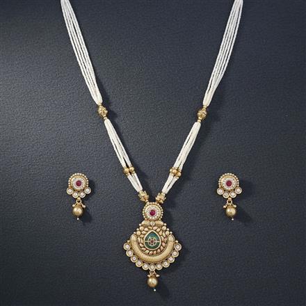 Antique Moti Pendant Set With Matte Gold Plating