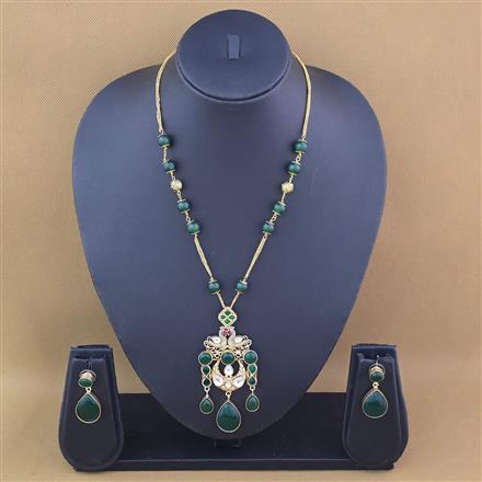 Antique Classic Pendant Set With Matte Gold Plating