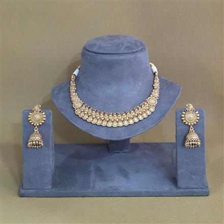 Antique Classic Necklace Set With Matte Gold Plating