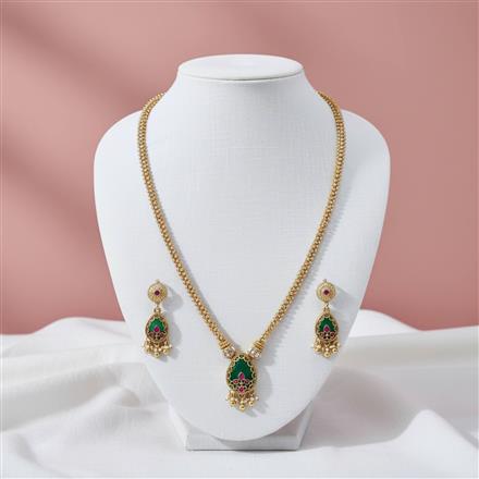 Antique Classic Pendant Set With Gold Plating