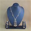 Antique Classic Pendant Set With Gold Plating