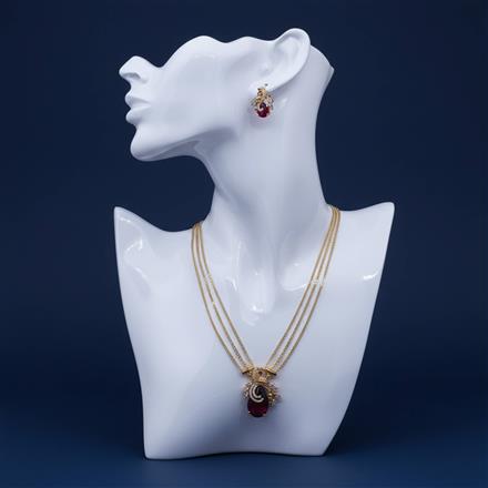 Antique Classic Pendant Set With Matte Gold Plating