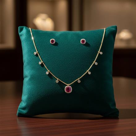 Antique Classic Pendant Set With Matte Gold Plating