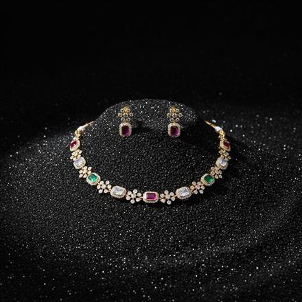 Antique Classic Necklace Set With Matte Gold Plating