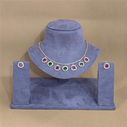 Antique Classic Necklace Set With Matte Gold Plating