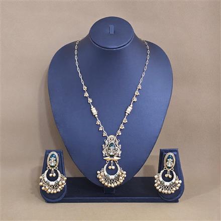 Antique Classic Pendant Set With Matte Gold Plating