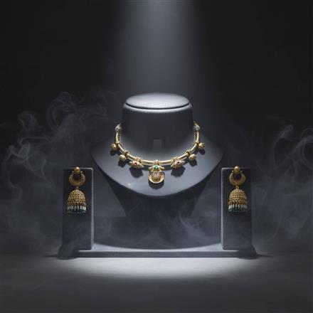 Antique Pipe Necklace Set With Matte Gold Plating