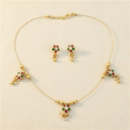 Antique Classic Pendant Set With Matte Gold Plating