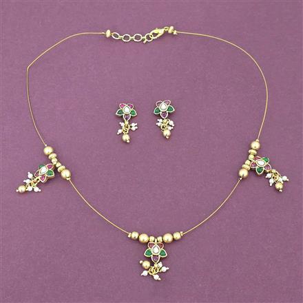 Antique Classic Pendant Set With Matte Gold Plating