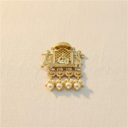 Antique Classic Brooch With Gold Plating