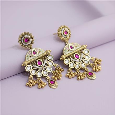 Antique Classic Earring With Gold Plating