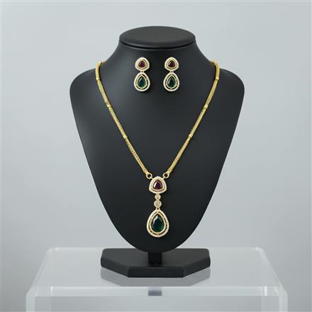 Antique Classic Pendant Set With Gold Plating