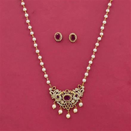 Antique Moti Pendant Set With Gold Plating
