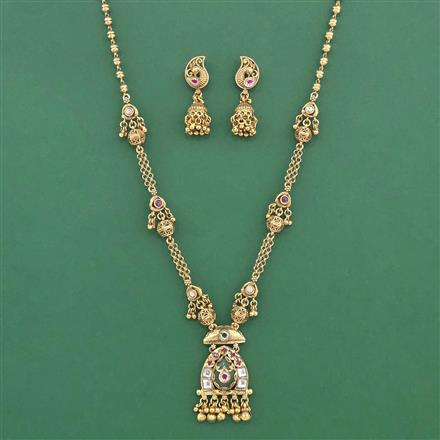 Antique Moti Pendant Set With Gold Plating