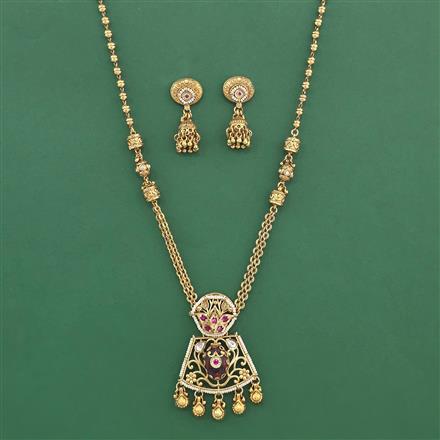 Antique Moti Pendant Set With Gold Plating