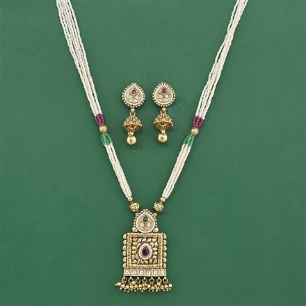 Antique Moti Pendant Set With Matte Gold Plating