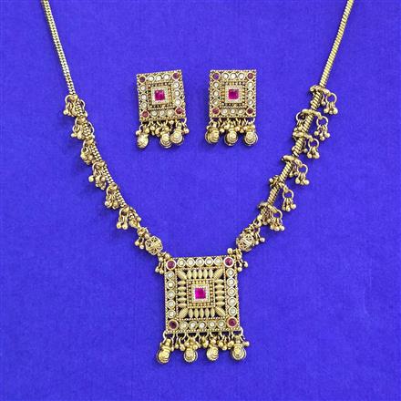 Antique Classic Pendant Set With Gold Plating
