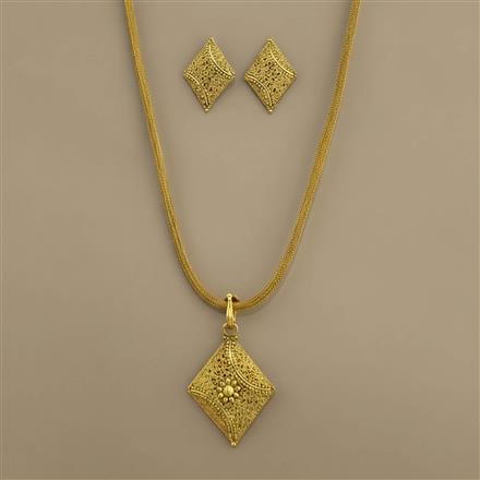 Antique Plain Gold Pendant Set With Gold Plating