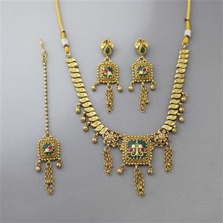 Antique Classic Necklace Set With Matte Gold Plating