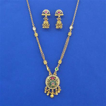 Antique Classic Pendant Set With Gold Plating