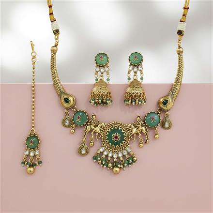 Antique Classic Necklace Set With Matte Gold Plating