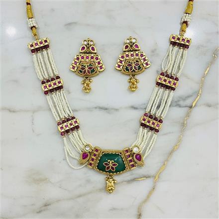 Antique Moti Necklace Set With Matte Gold Plating