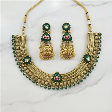 Antique Classic Necklace Set With Matte Gold Plating